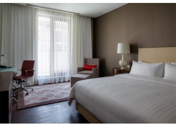 «Представительский люкс  4-местный 2-комнатный», отель  «Marriott Krasnaya Polyana»